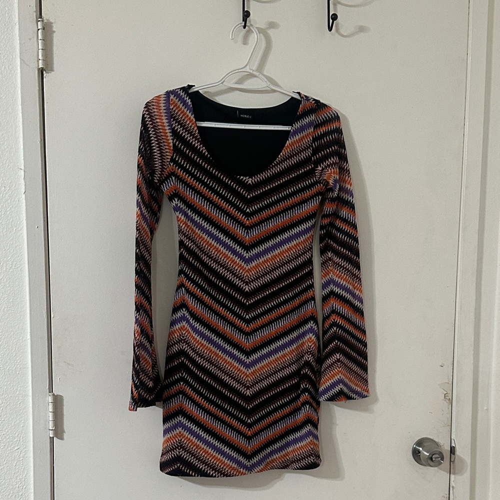 Noble U Vibrant color Long Sleeve Dress